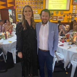 Meet your Posher, Sian